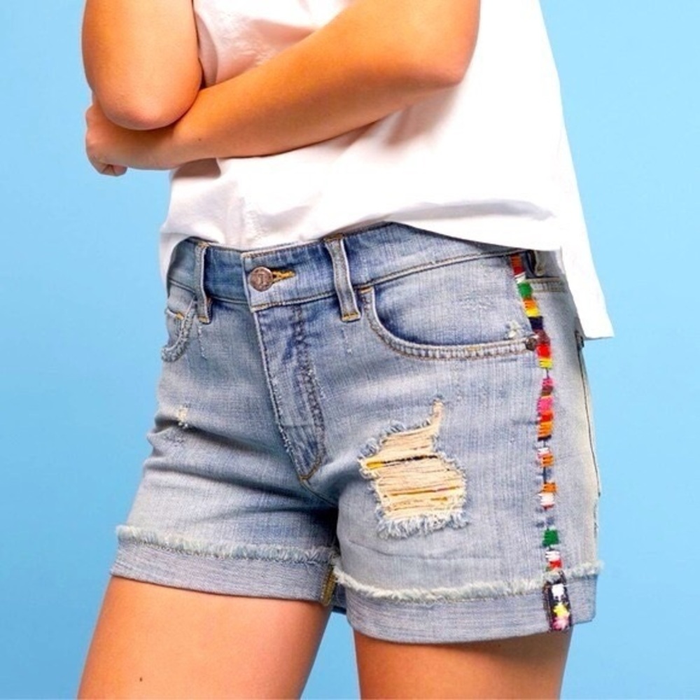 Pilcro Hyphen High-Rise Multicolor Embroidered Distressed Denim Shorts, Size 27 - Picture 1 of 9
